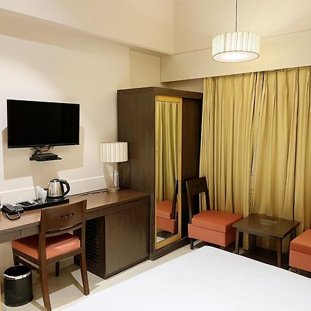 Hotel Sadanand Regency Pimpri-Chinchwad Buitenkant foto