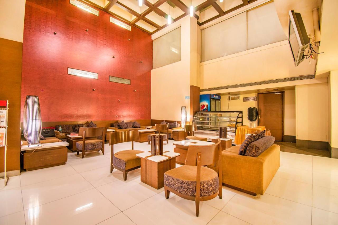 Hotel Sadanand Regency Pimpri-Chinchwad Buitenkant foto
